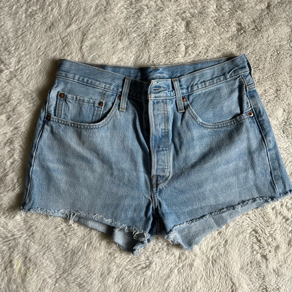 Levi’s 501 shorts